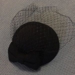 Vintage-Style Pillbox Hat